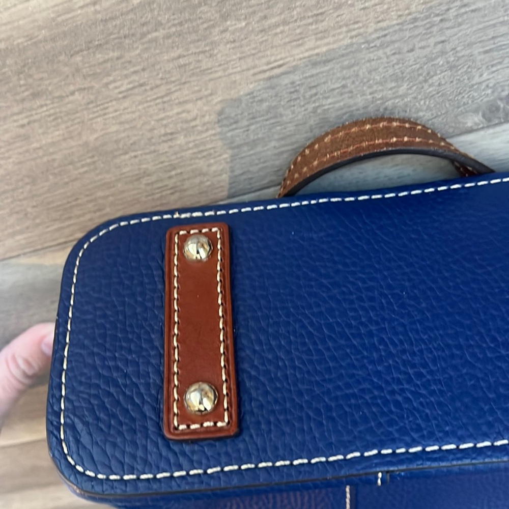 Dooney & Bourke tote - Picture 5 of 13